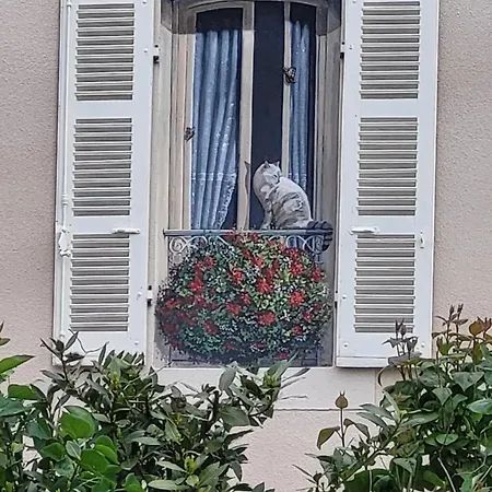 Maison Commandant Blaison Holiday home *